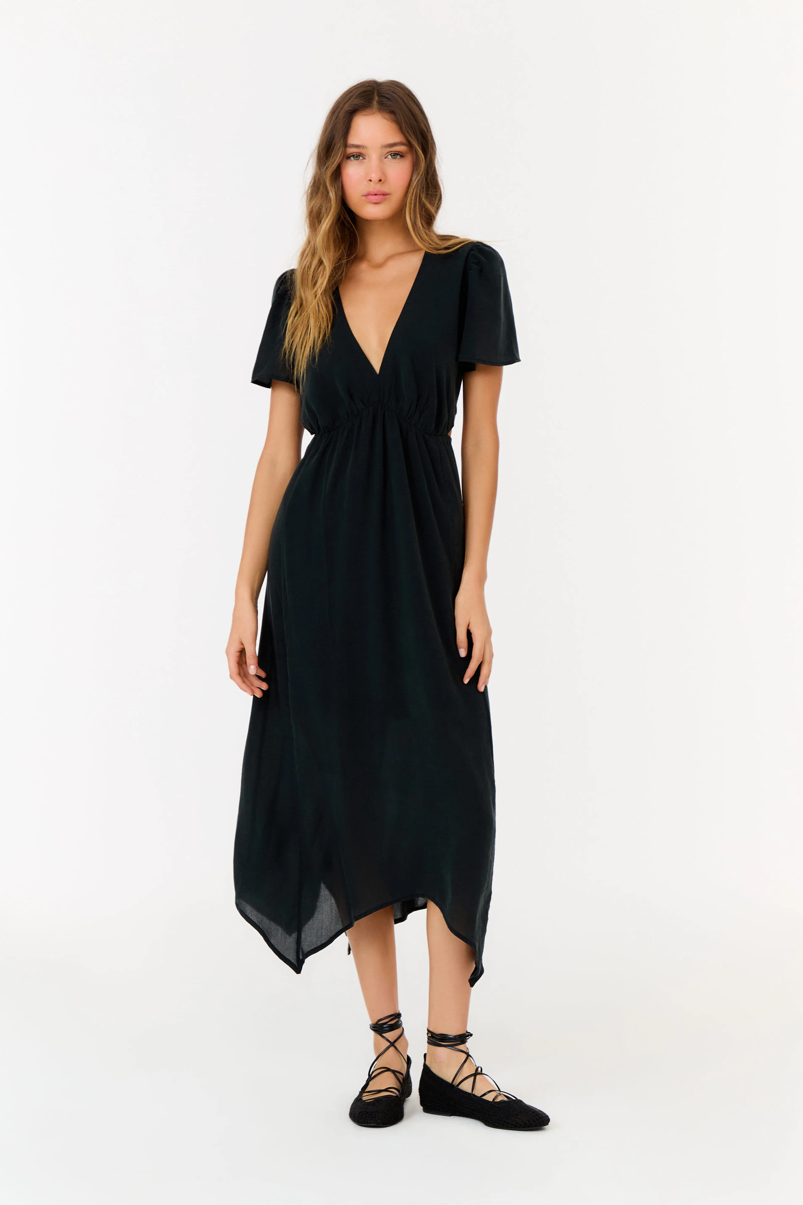 Vestido Midi Decote Recorte