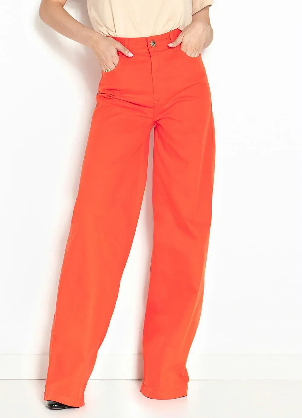 Colcci - Calça Wide Leg de Sarja Laranja