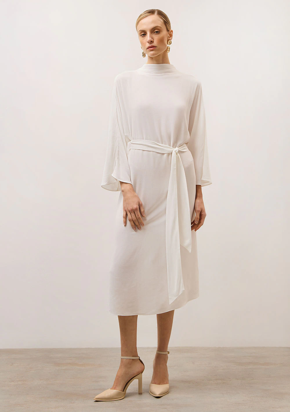 Vestido Iódice Midi Gola Alta Com Faixa Off White