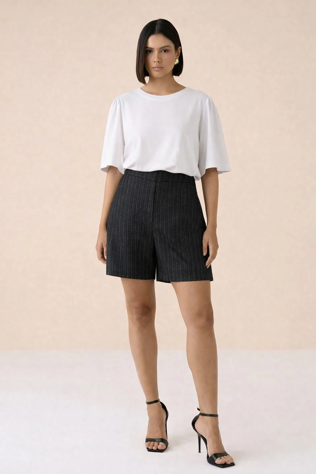 Shorts Reto Alta Preto Fosco