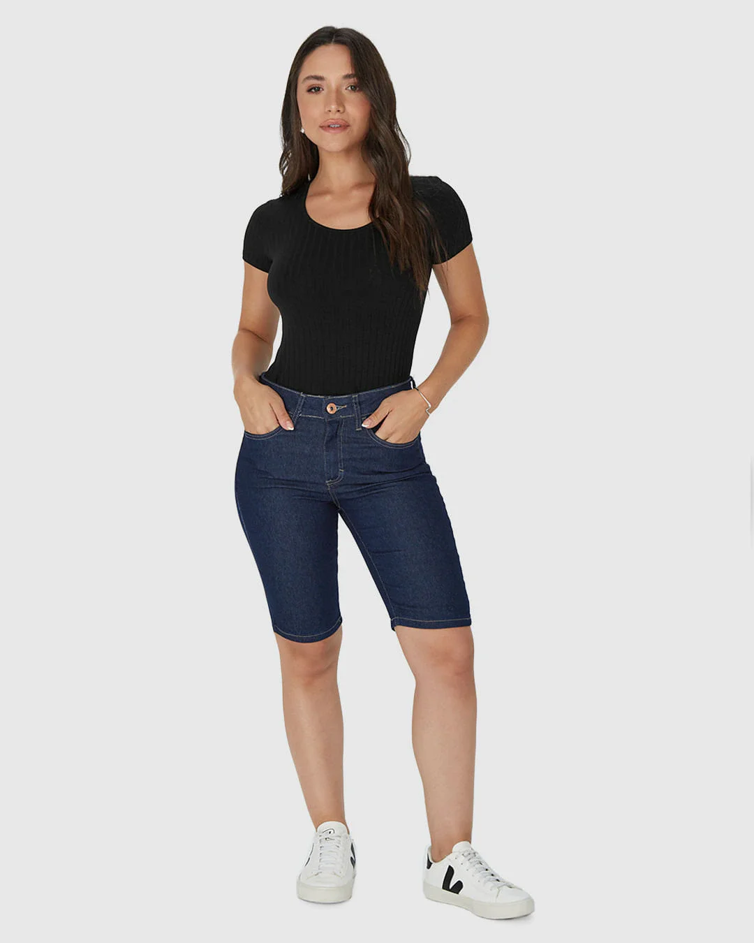 Bermuda Feminina Ciclista Em Jeans Com Poliéster Reciclado