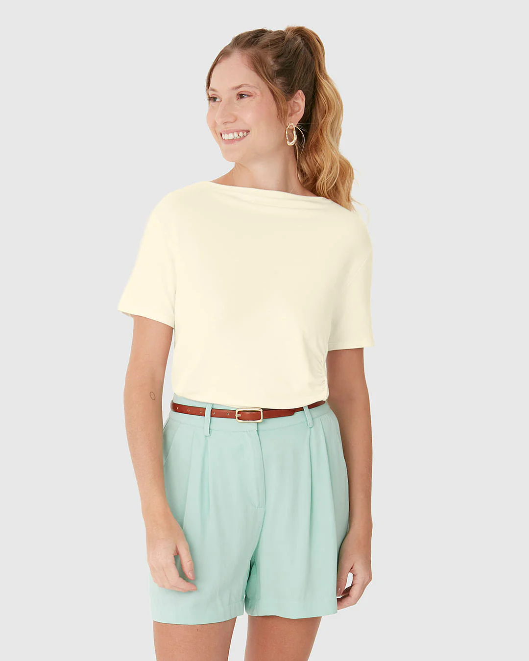 Blusa Reta Feminina Franzido Lateral Em Moletinho De Viscose