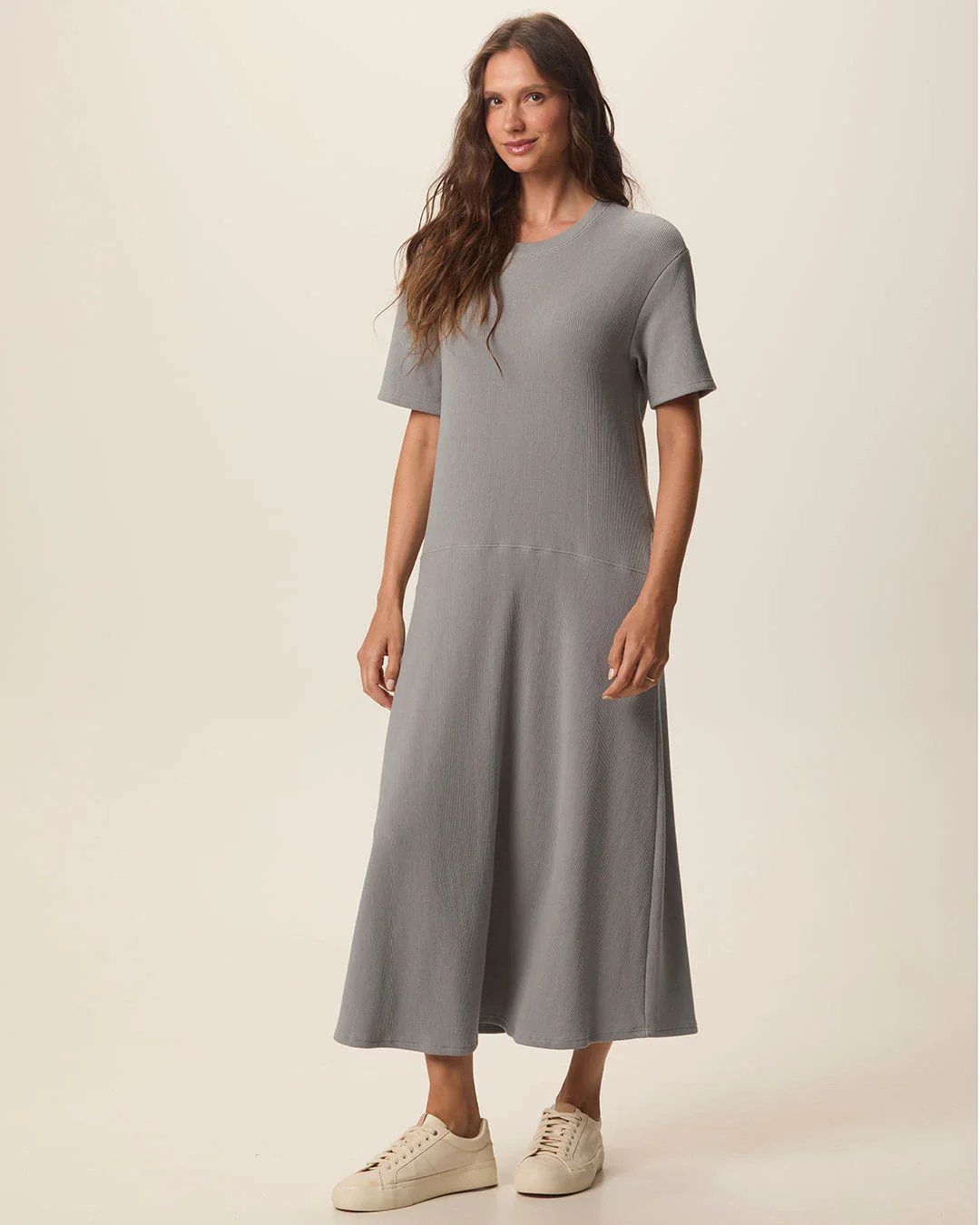 Vestido Midi Feminino Amplo Recorte Frontal Em Malha Canelada Texturizada