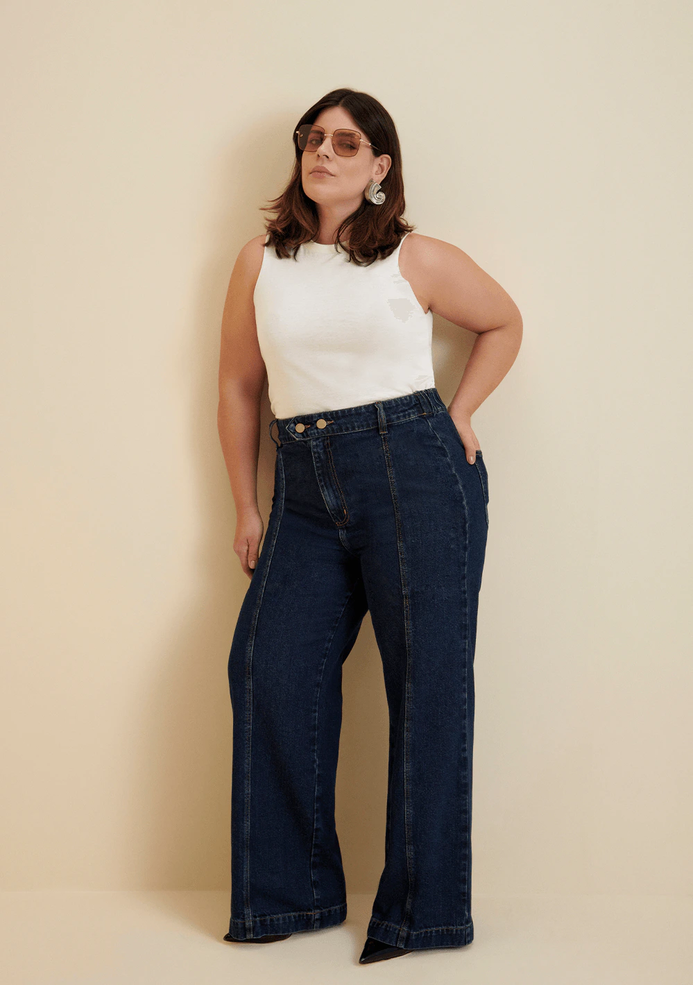 Calça Morena Rosa Wide Leg Thaila Cós Alto Detalhe Cós Jeans