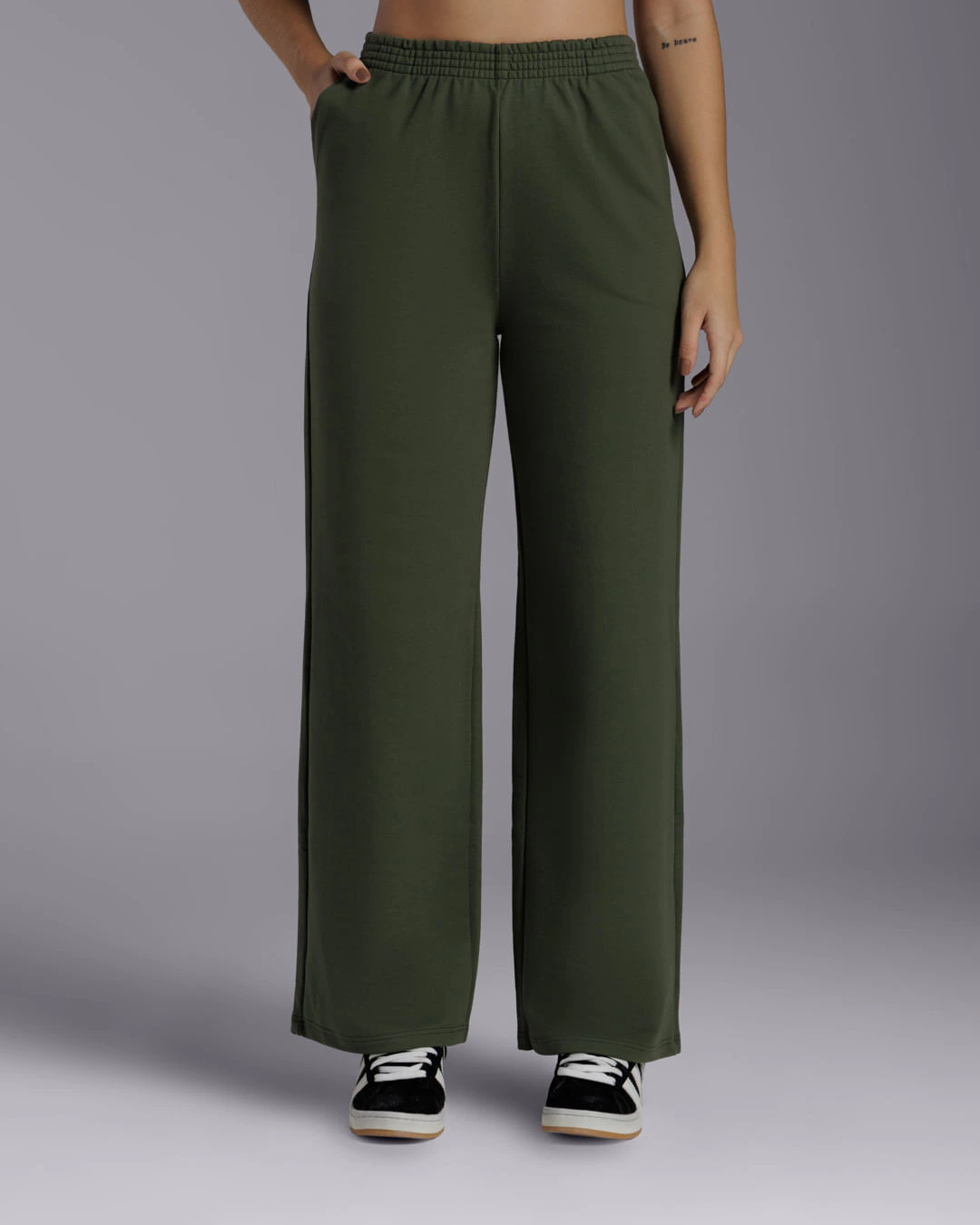 Calça Wide Moletom Tech Noliquid - BASICAMENTE