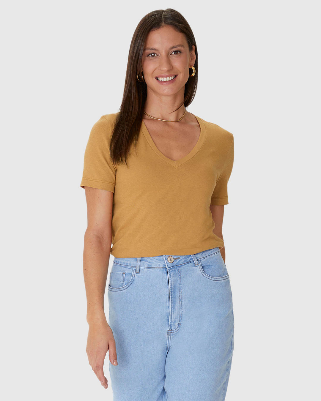 Blusa Básica Feminina Decote V Manga Curta Em Malha Linho