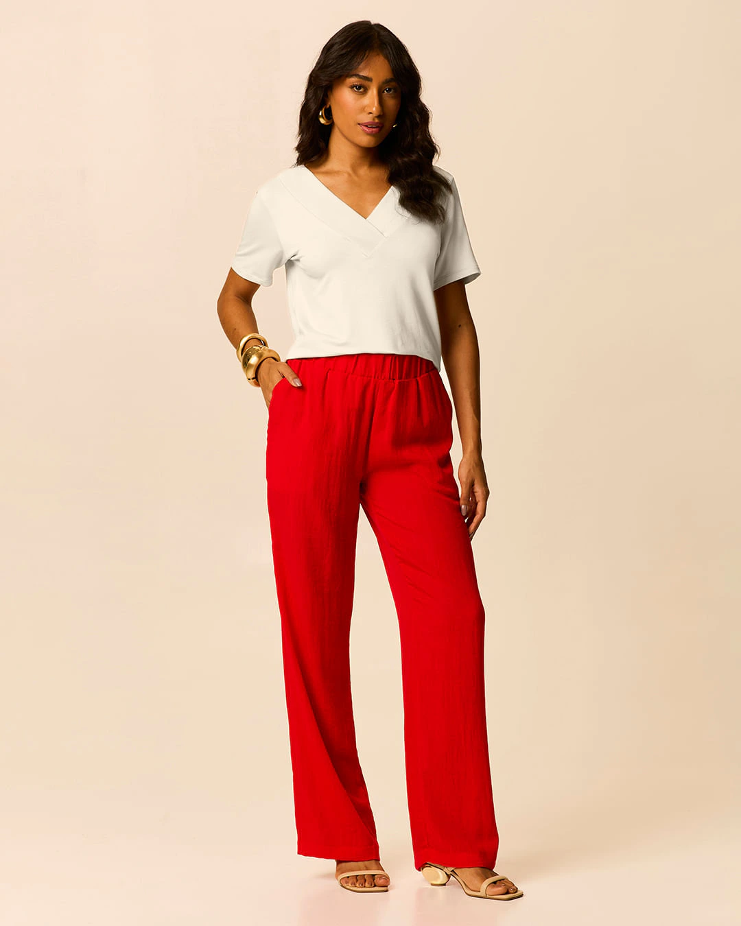 Calça Feminina Reta Bolso Faca Em Viscose Texturizada