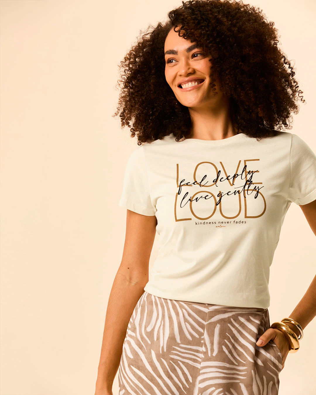 Camiseta Feminina Slim Estampas Variadas Em Malha 100% Algodão