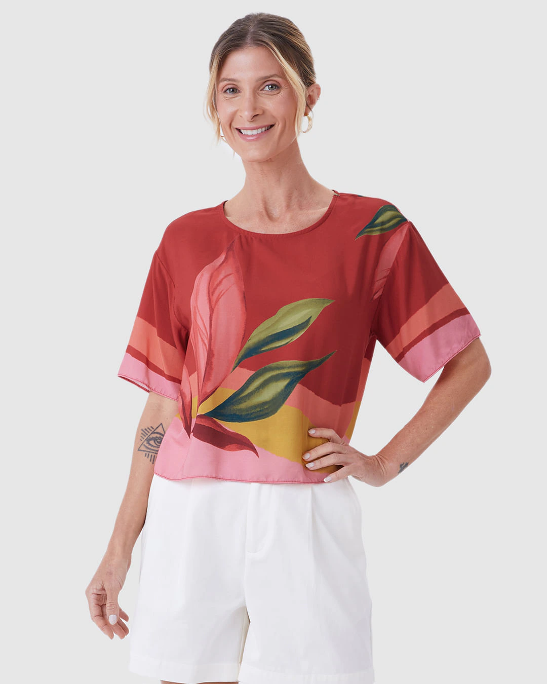 Blusa Box Feminina Estampa Folhagem Em Viscose