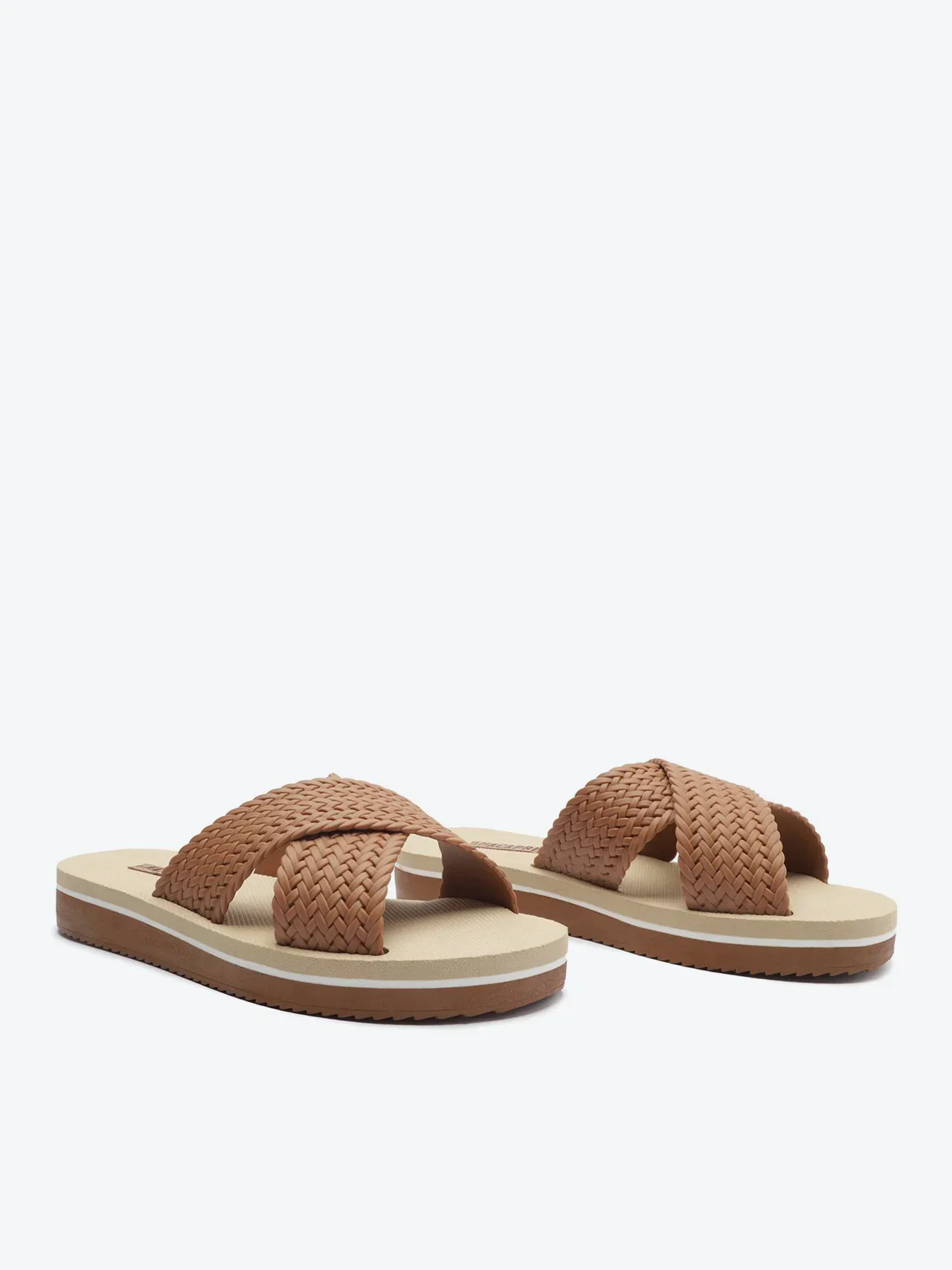 Chinelo Marrom Tiras Cruzadas Pop Flatform