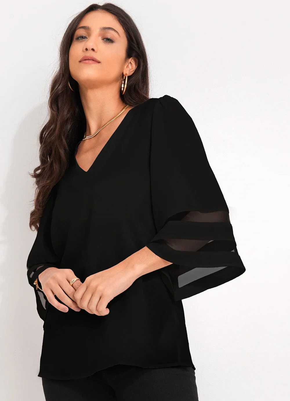 Quintess - Blusa Preta em Crepe Plano