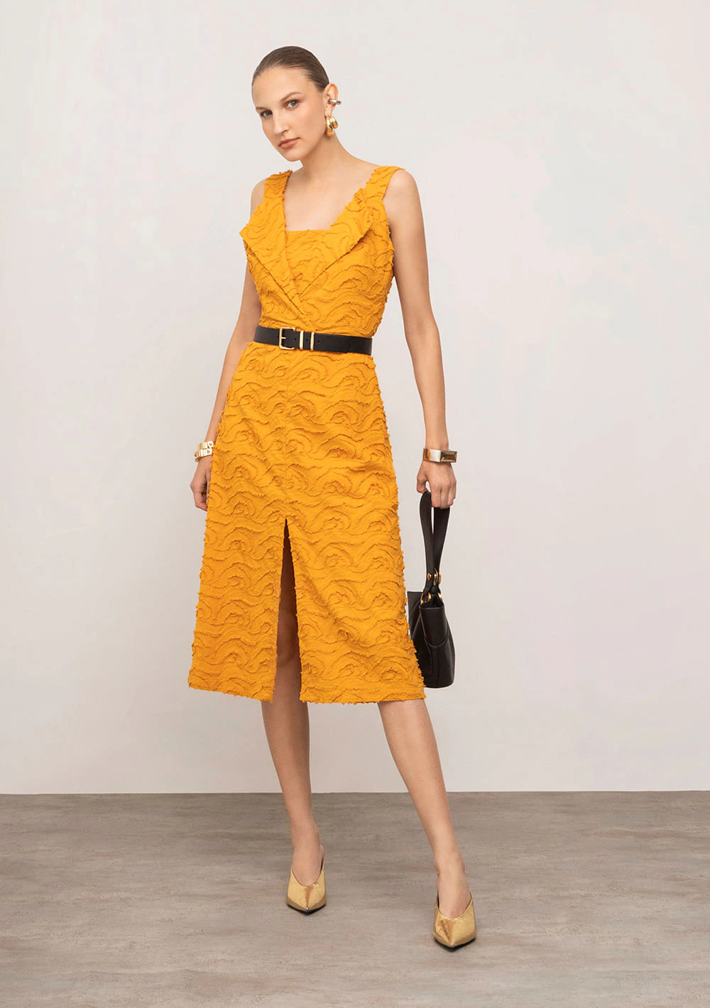 Vestido Iódice Ajustado Decote V Sem Manga Midi Laranja