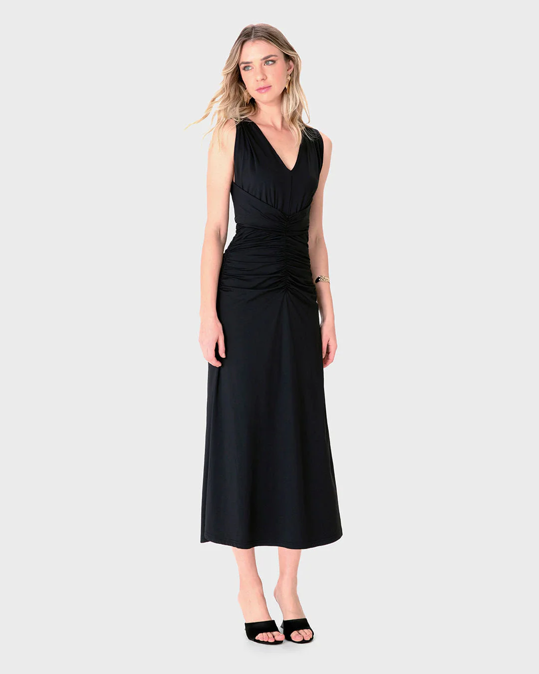 Vestido Midi Feminino Evasê Acinturado em Malha Conforto Dry - ENFIM