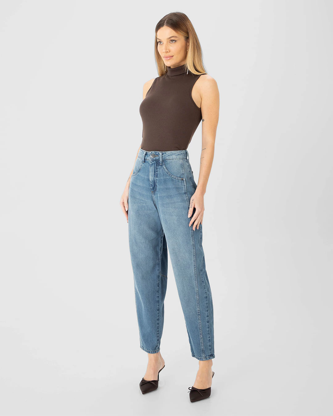 Calça Feminina Barrel Cintura Alta Em Jeans 100% Algodão - ENFIM