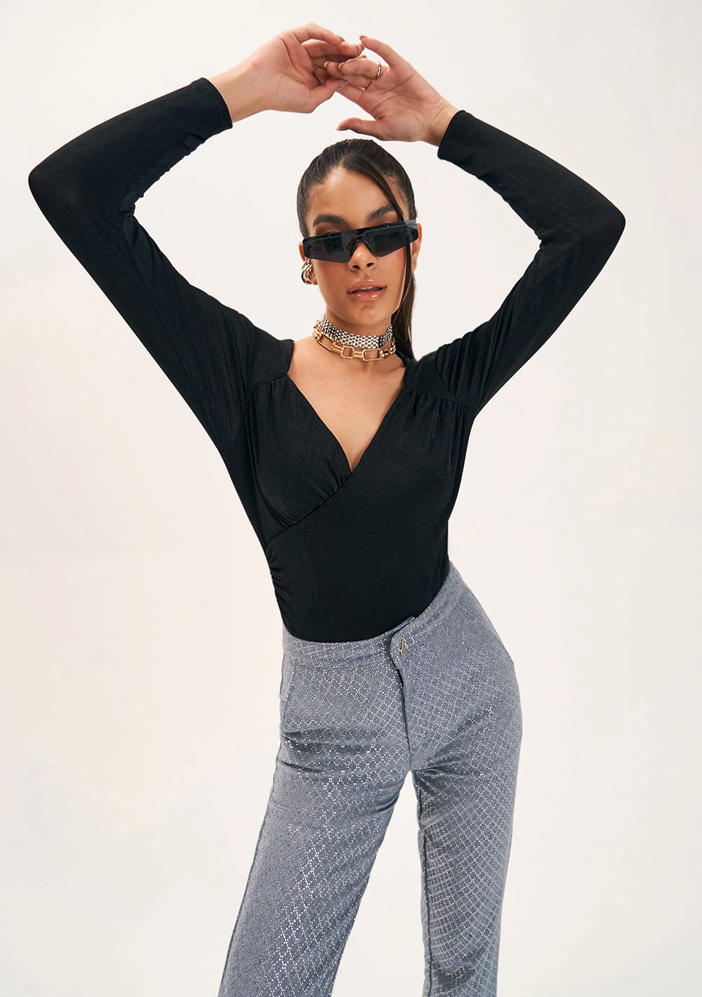 Body Zinco Decote V Manga Longa Com Franzido Preto