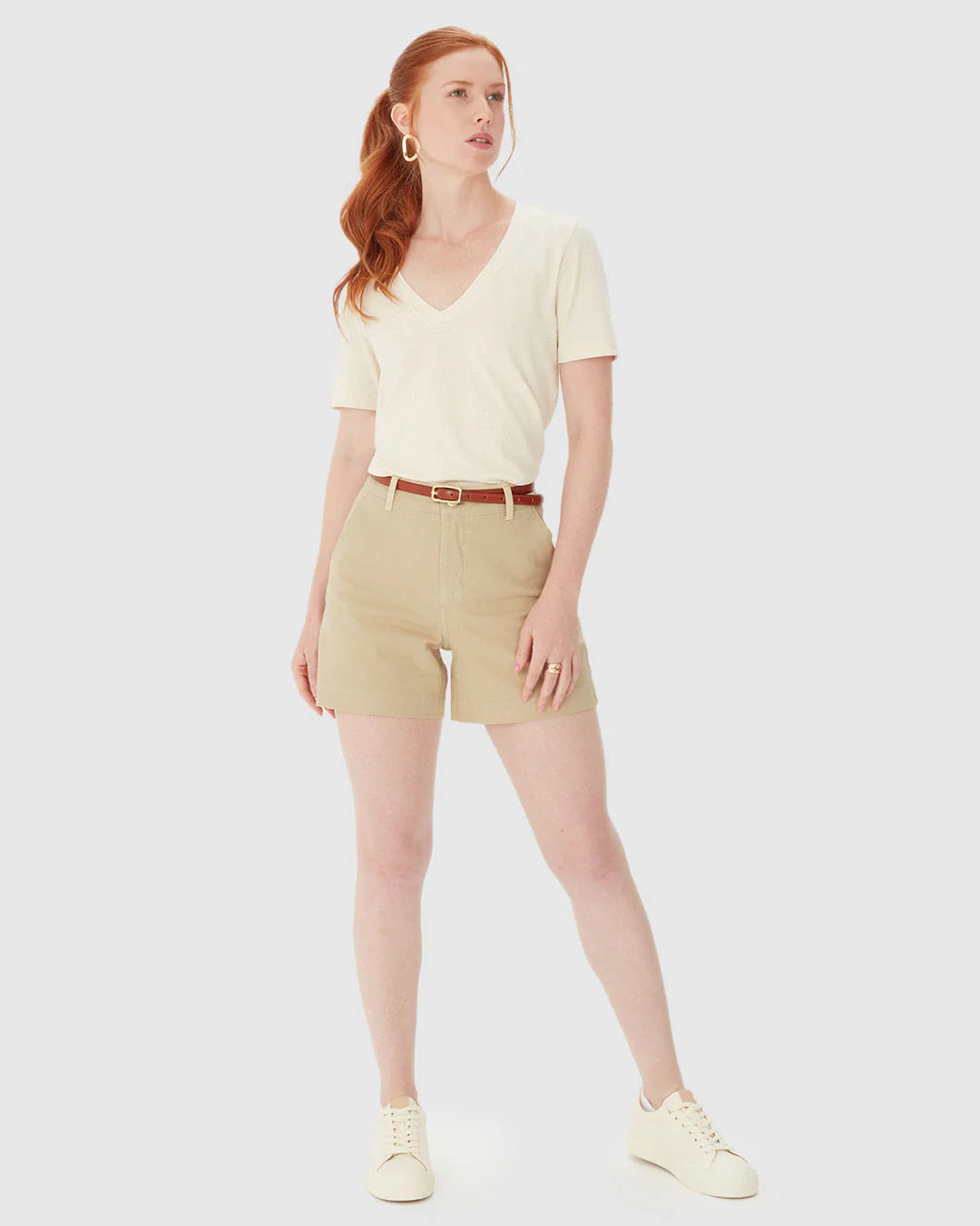 Shorts Feminino Alfaiataria Cintura Alta Em Sarja Com Elastano