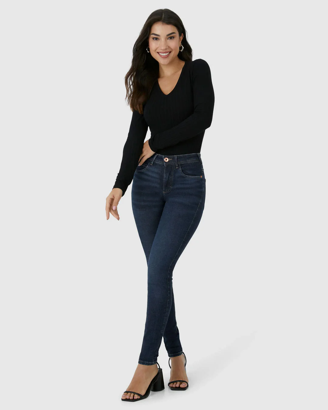 Calça Feminina Skinny Cintura Média 1 Copo D'Água Em Flex Jeans