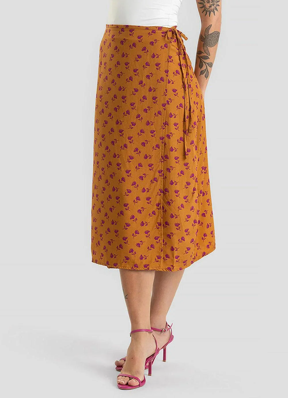 Dianna - Saia Midi Transpassada Estampada Amarelo