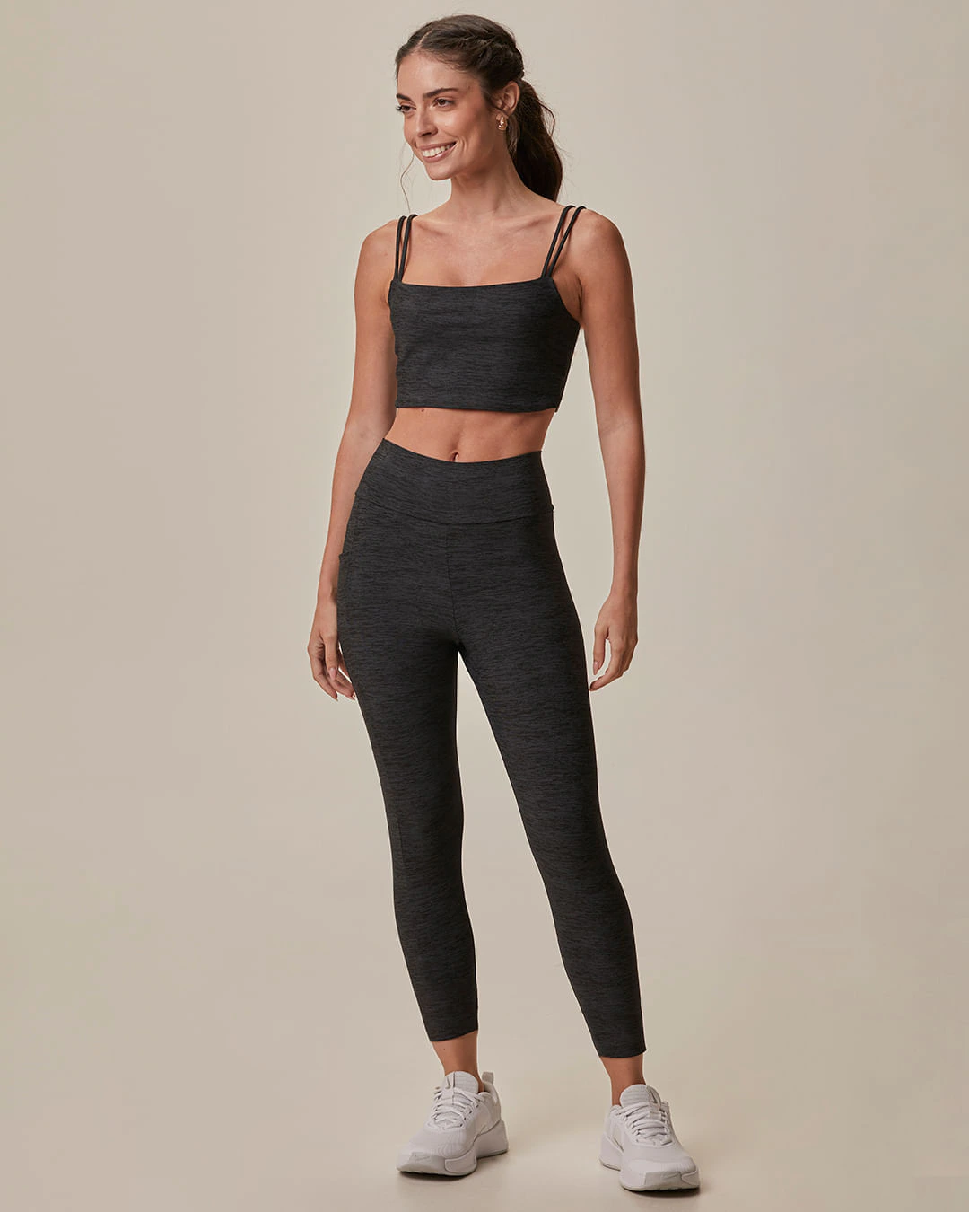 Calça Esportiva Feminina Capri Bolso Lateral Malha Dry E Proteção UV50+ Malwee Active