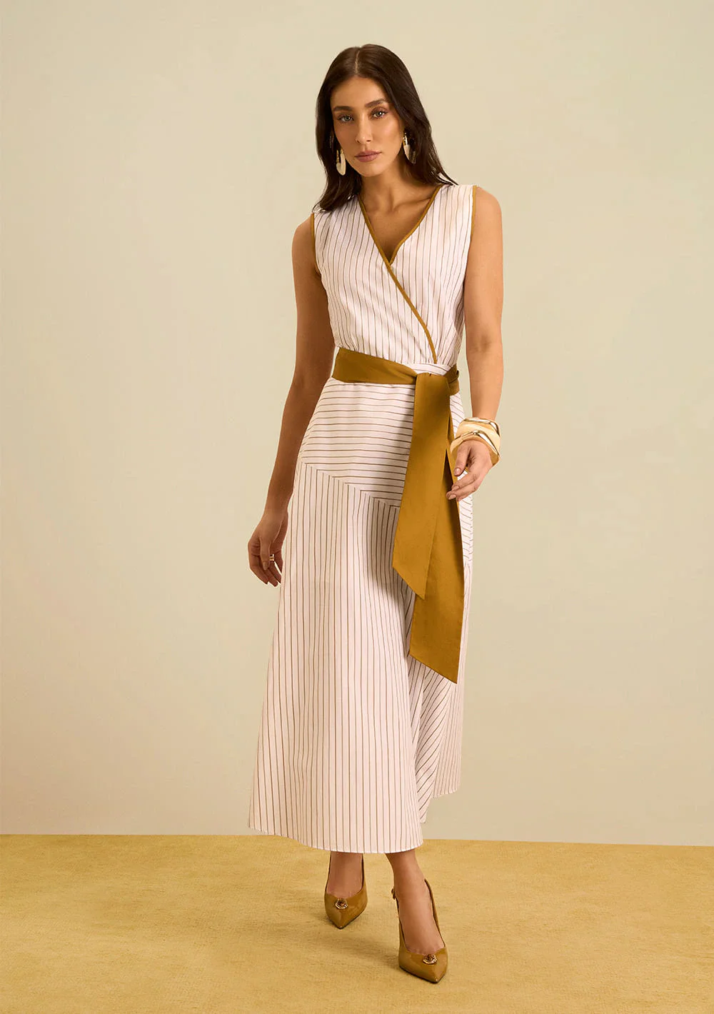 Vestido Maria.Valentina Ajustado Decote Transpassado Sem Manga Midi Branco