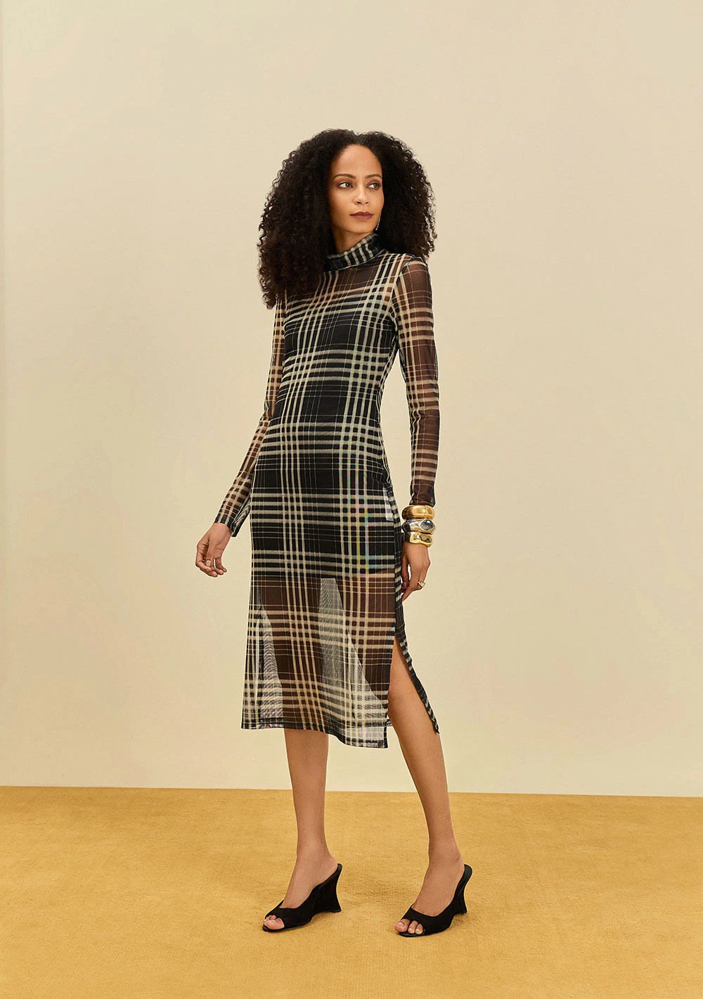 Vestido Maria.Valentina Ajustado Gola Alta Manga Longa Midi Preto