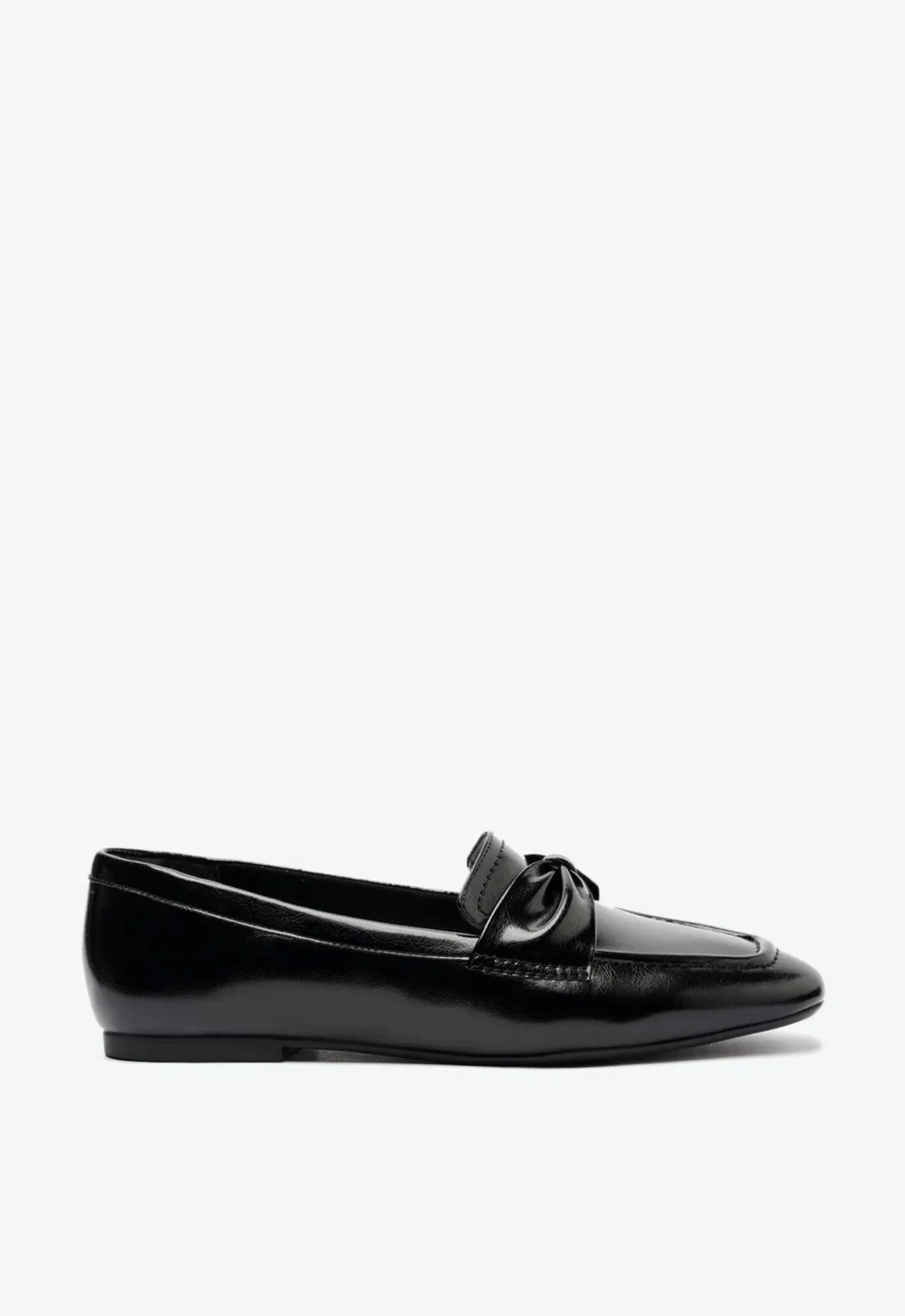 Mocassim Laço Bico Quadrado Preto