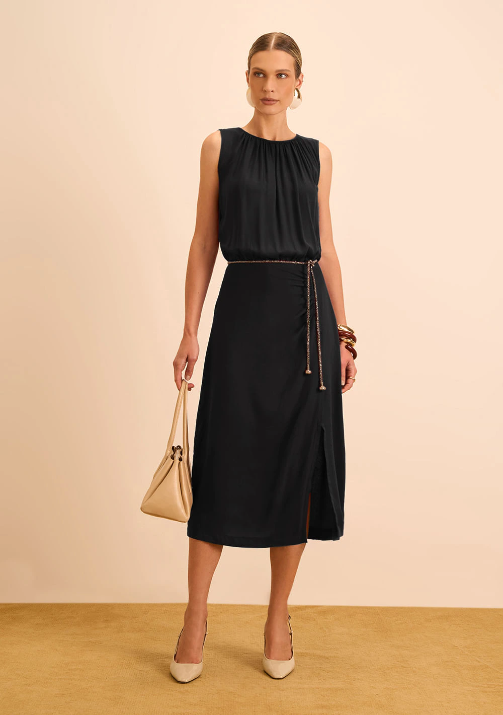 Vestido Maria.Valentina Solto Decote Careca Sem Manga Midi Preto
