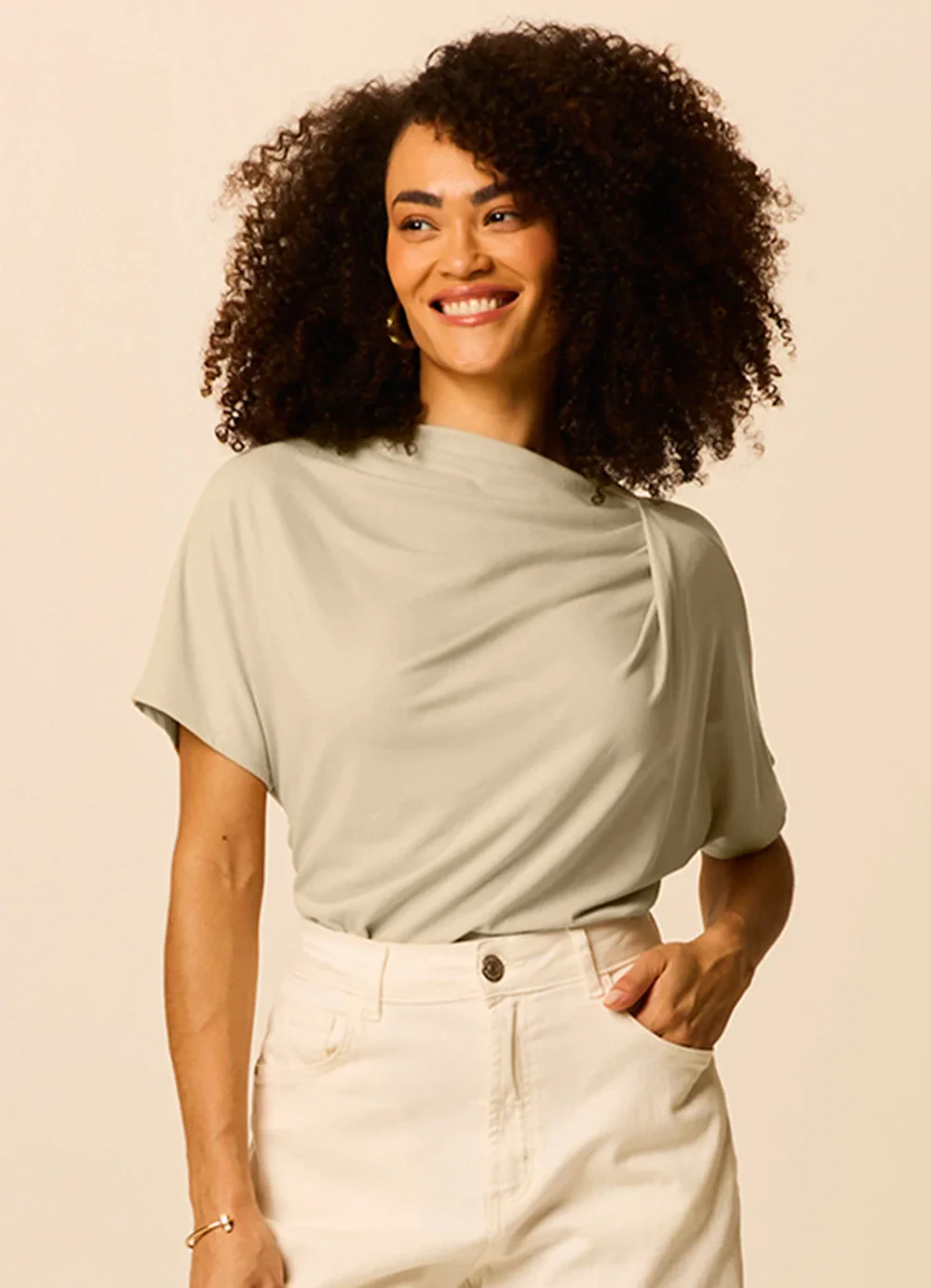 Malwee - Blusa Comfort em Crepe Areia