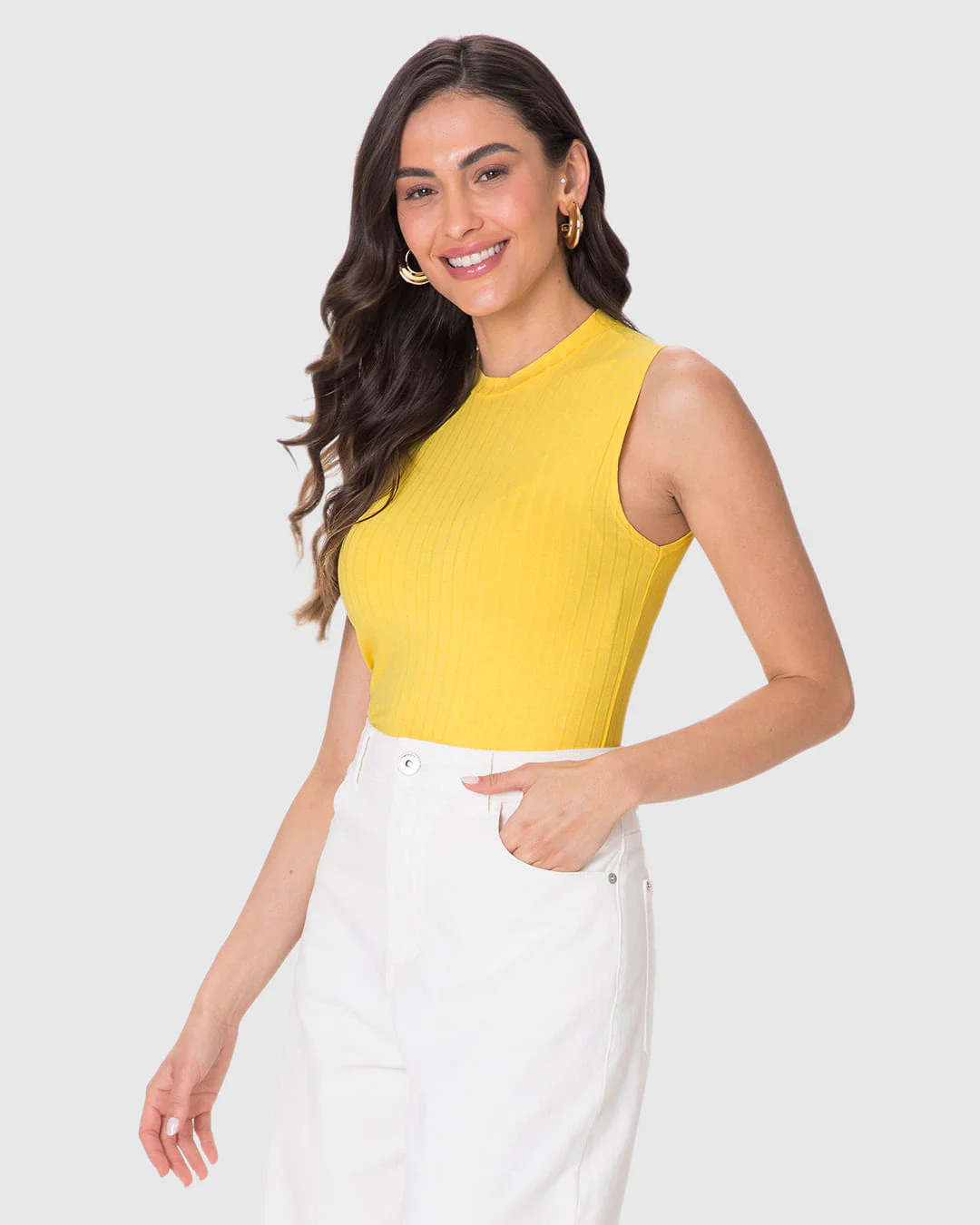 Regata Básica Feminina Justa Gola Alta Em Malha Viscose Canelada