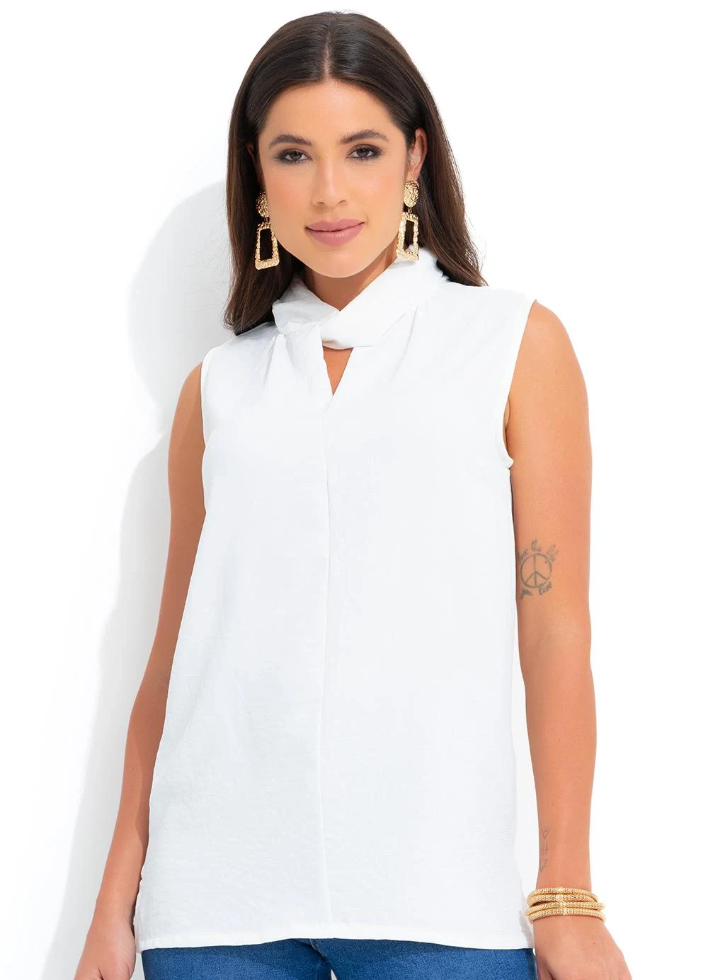 bonprix - Blusa Off White em Crepe Plano