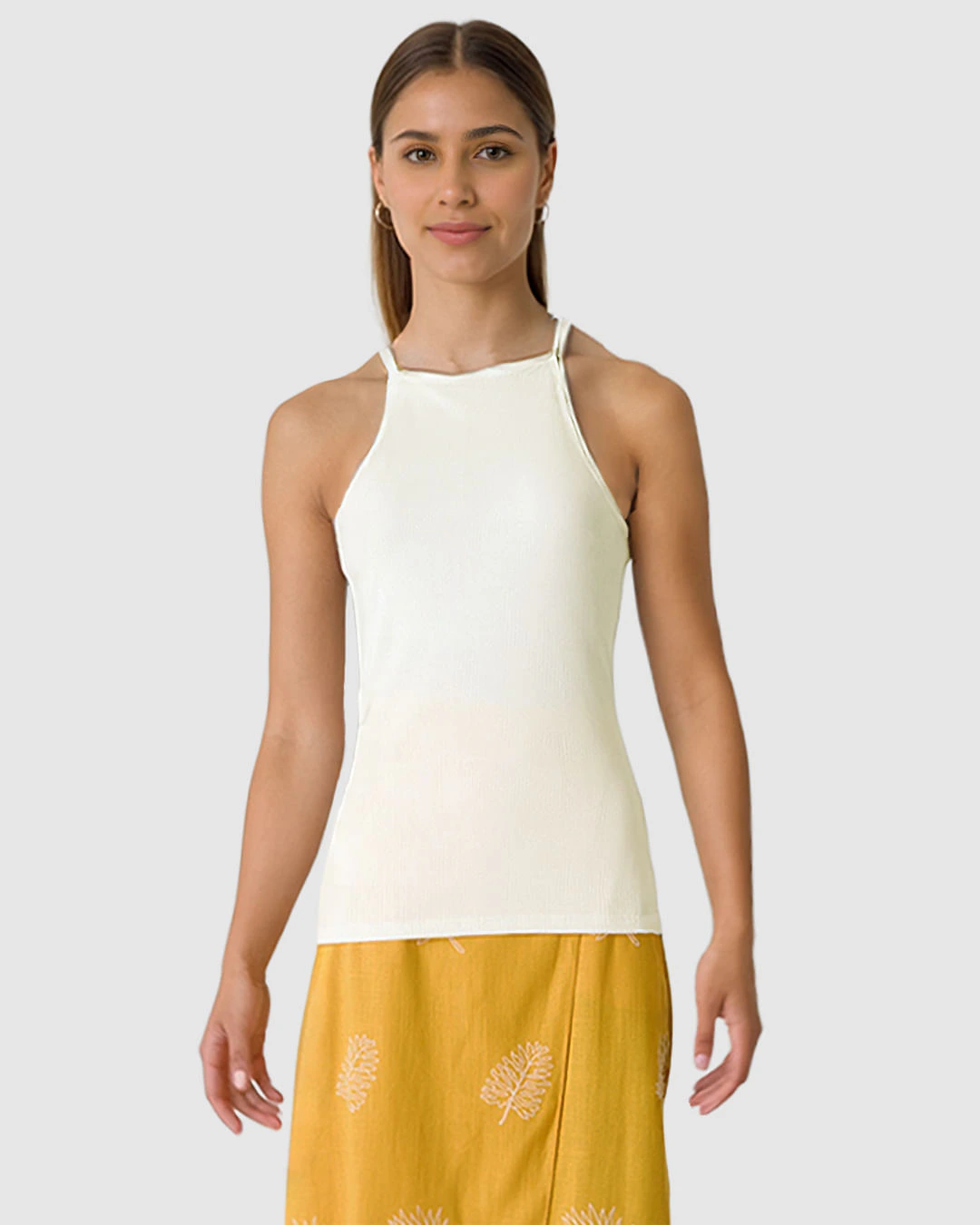 Regata Feminina Decote Halter Alça Fina Em Malha Viscose Canelada