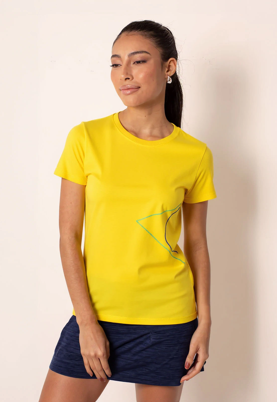 Camiseta Brasil Club Revolution Feminina Manga Curta