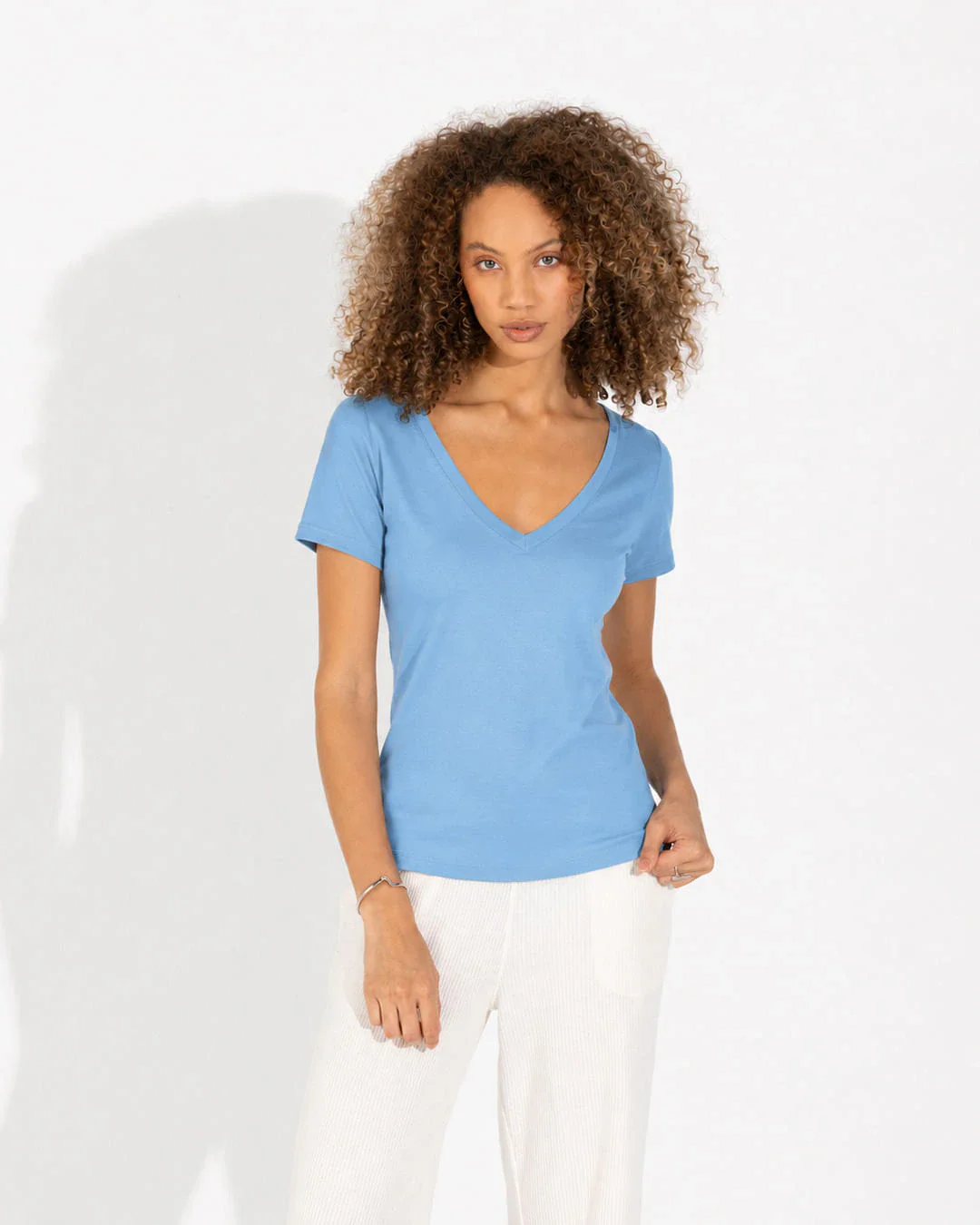 Camiseta Pima Gola V Feminina