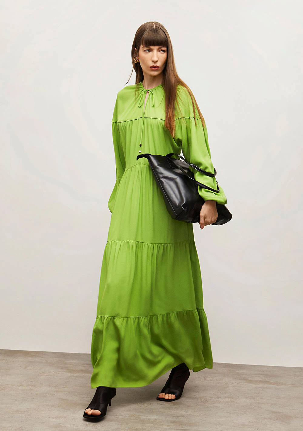 Vestido Iódice Solto Decote V Manga Longa Longo Verde