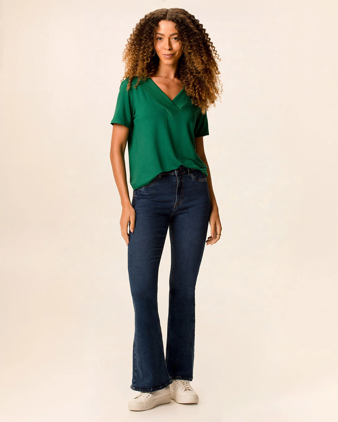 Calça Feminina Small Flare Push Up Cintura Alta Em Jeans Super Stretch