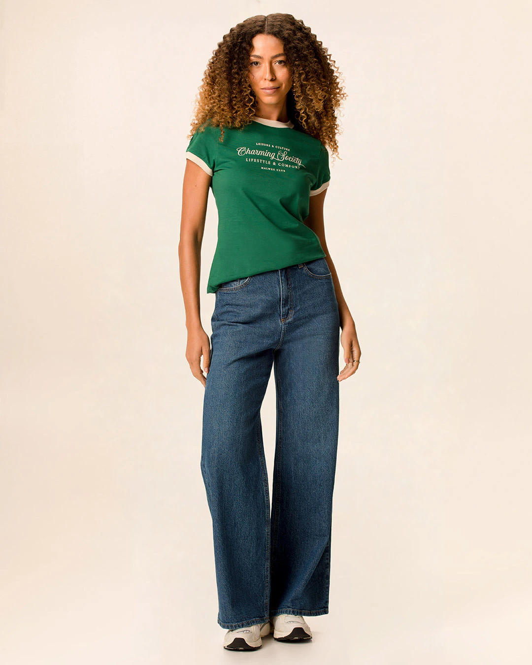 Calça Wide Leg Feminina Cintura Média Em Jeans Algodão Com Elastano