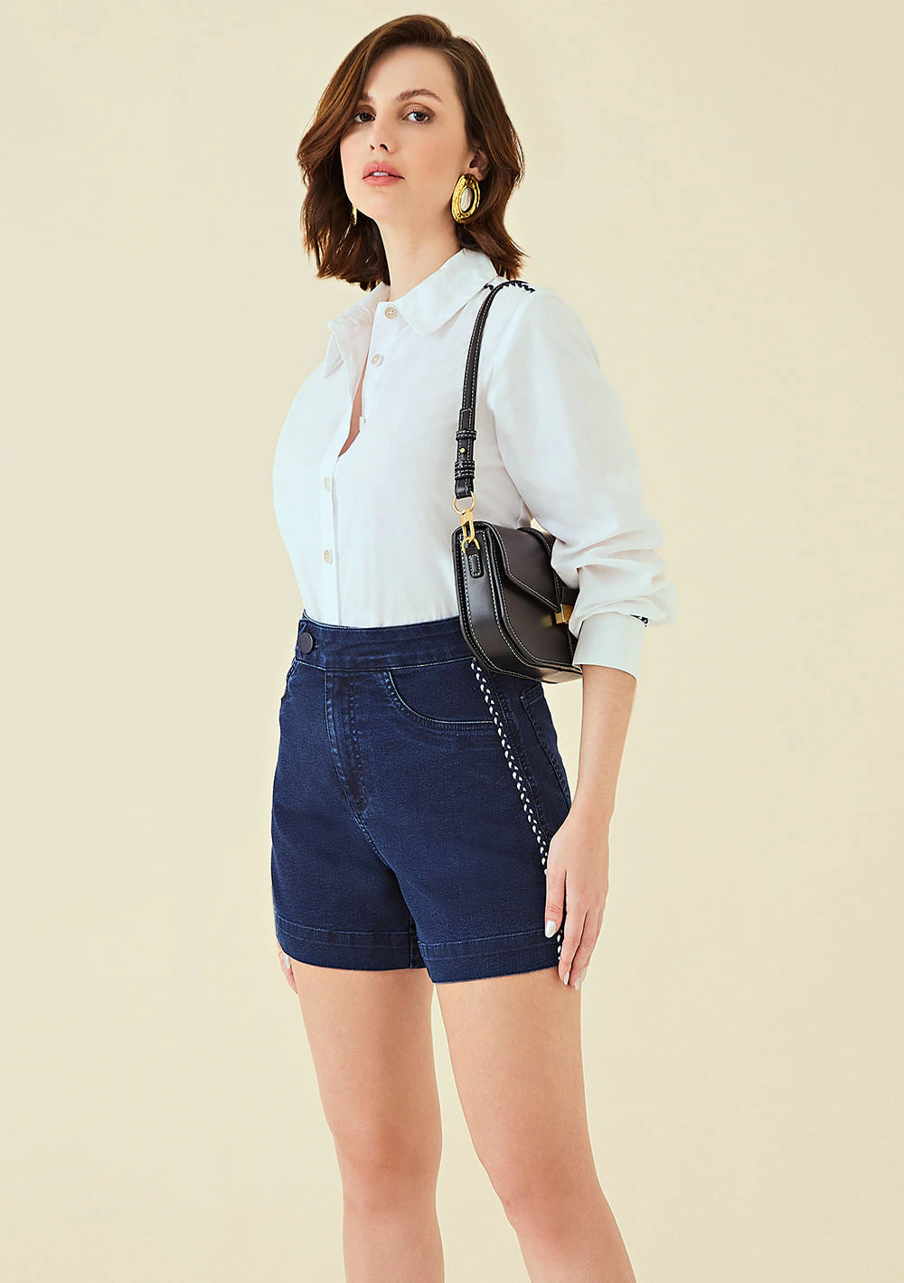 Shorts Maria.Valentina Clássico Detalhe Galão Jeans
