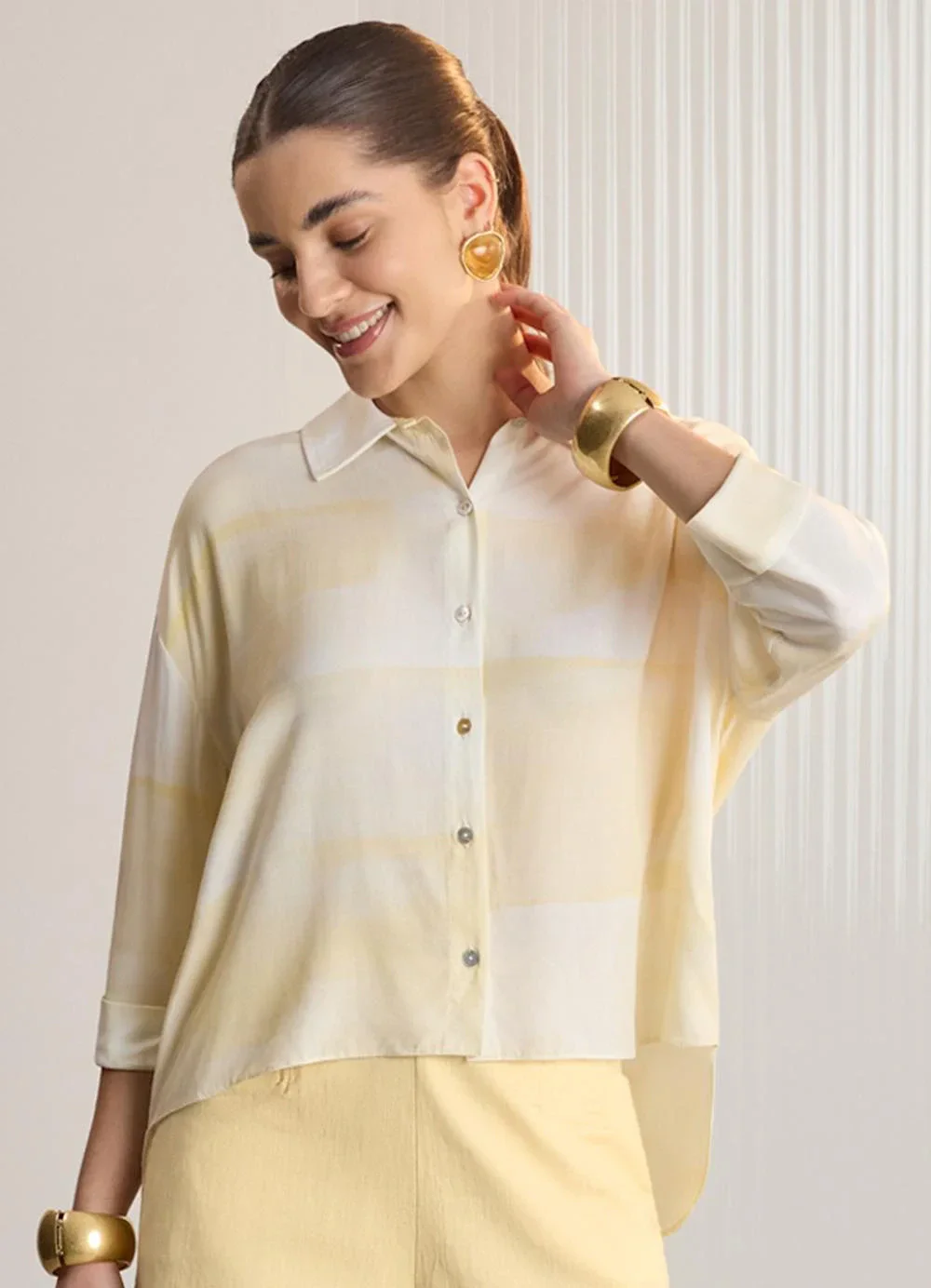 Lunender - Camisa Mullet com Mangas 3/4 Bege