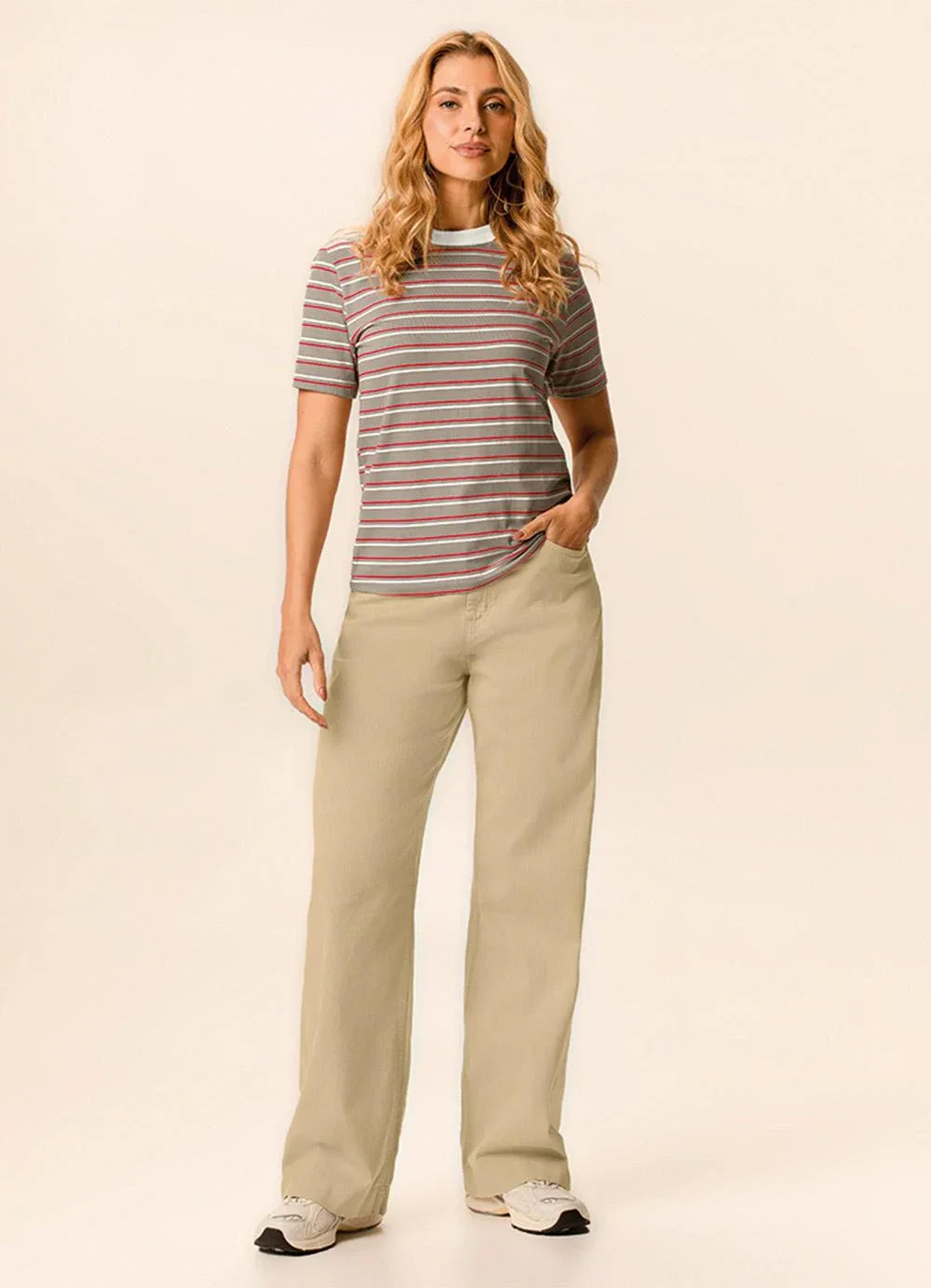 Malwee - Camiseta Feminina Listrada Mocha Mousse