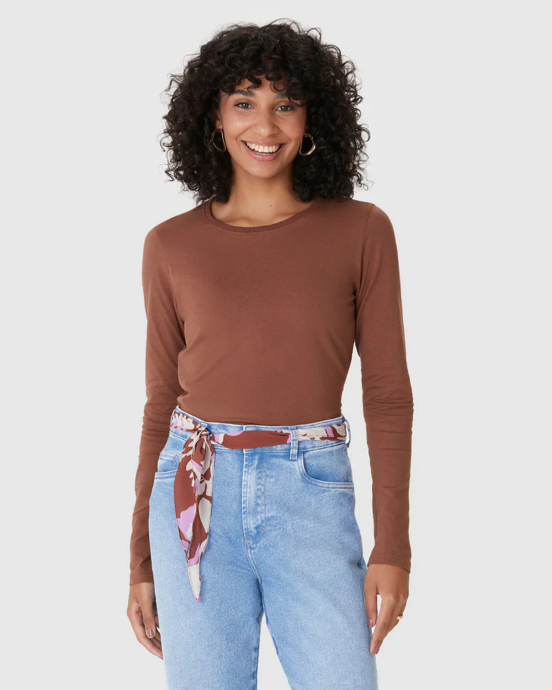 Blusa Básica Feminina Decote Redondo Manga Longa Em Algodão