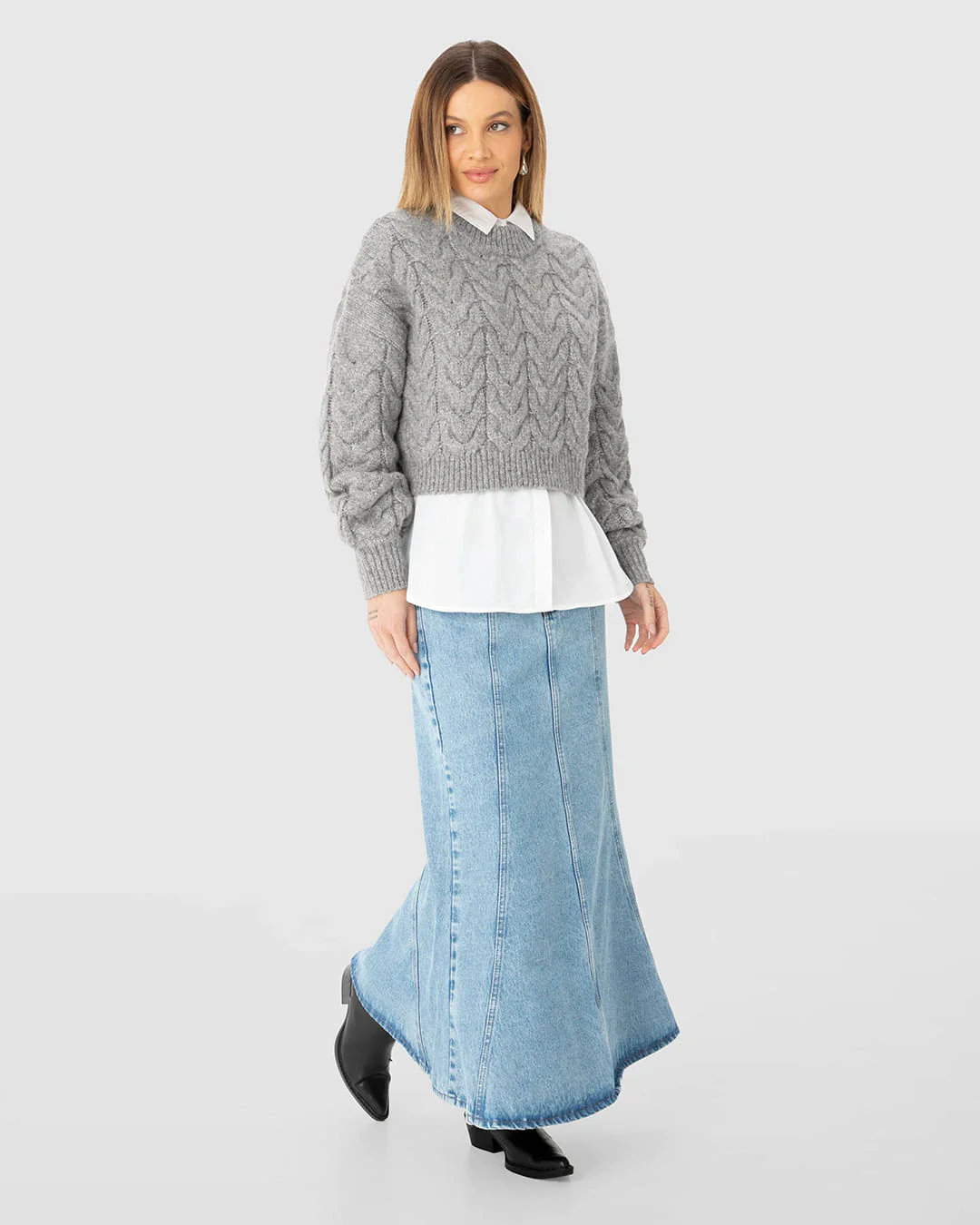 Suéter Feminino Gola Alta Em Tricô Trançado - ENFIM