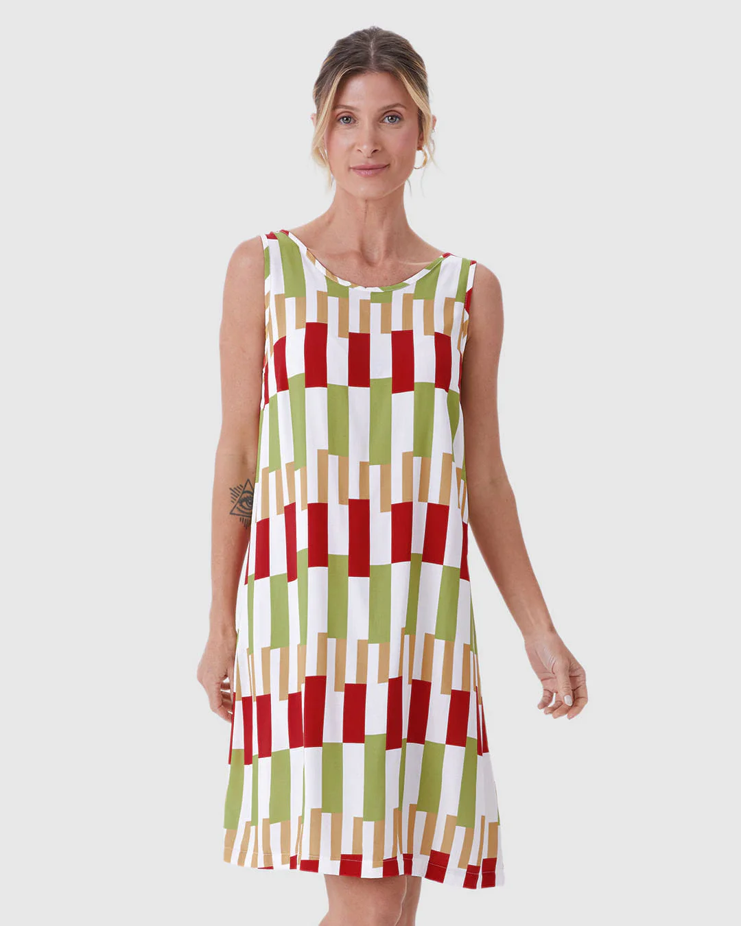 Vestido Feminino Evasê Sem Manga Estampa Digital Em Viscose