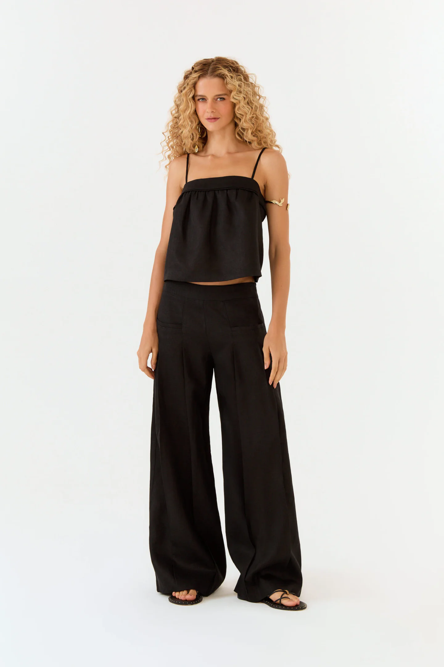 Calça Reta Linho Pregas