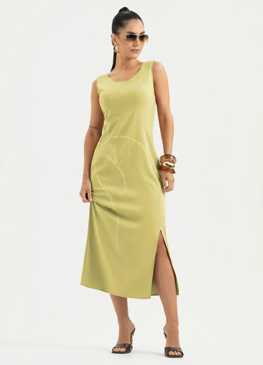 Cativa - Vestido Midi em Viscose Caramelo