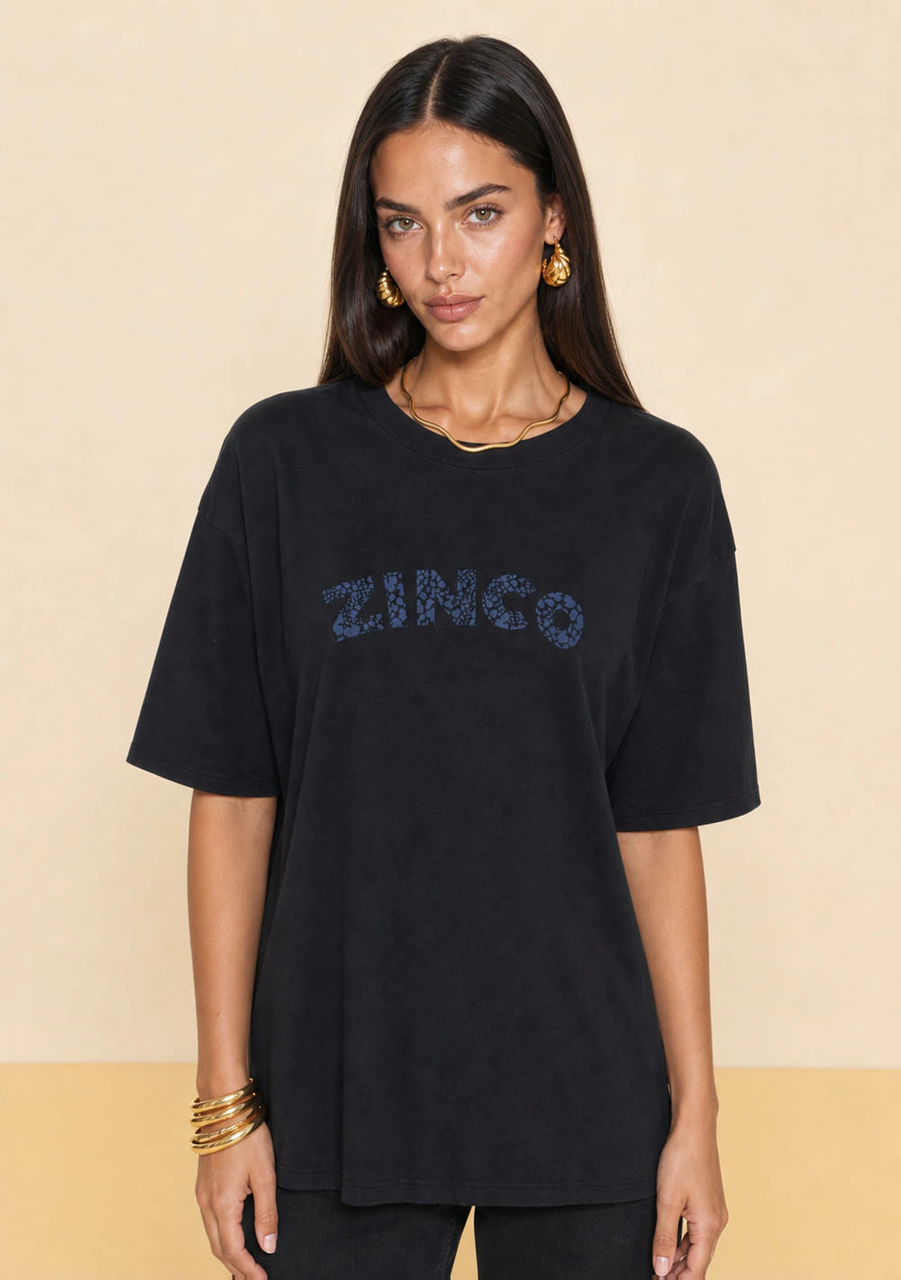 Camiseta Zinco Solta Decote Careca Manga Curta Padrão Preto