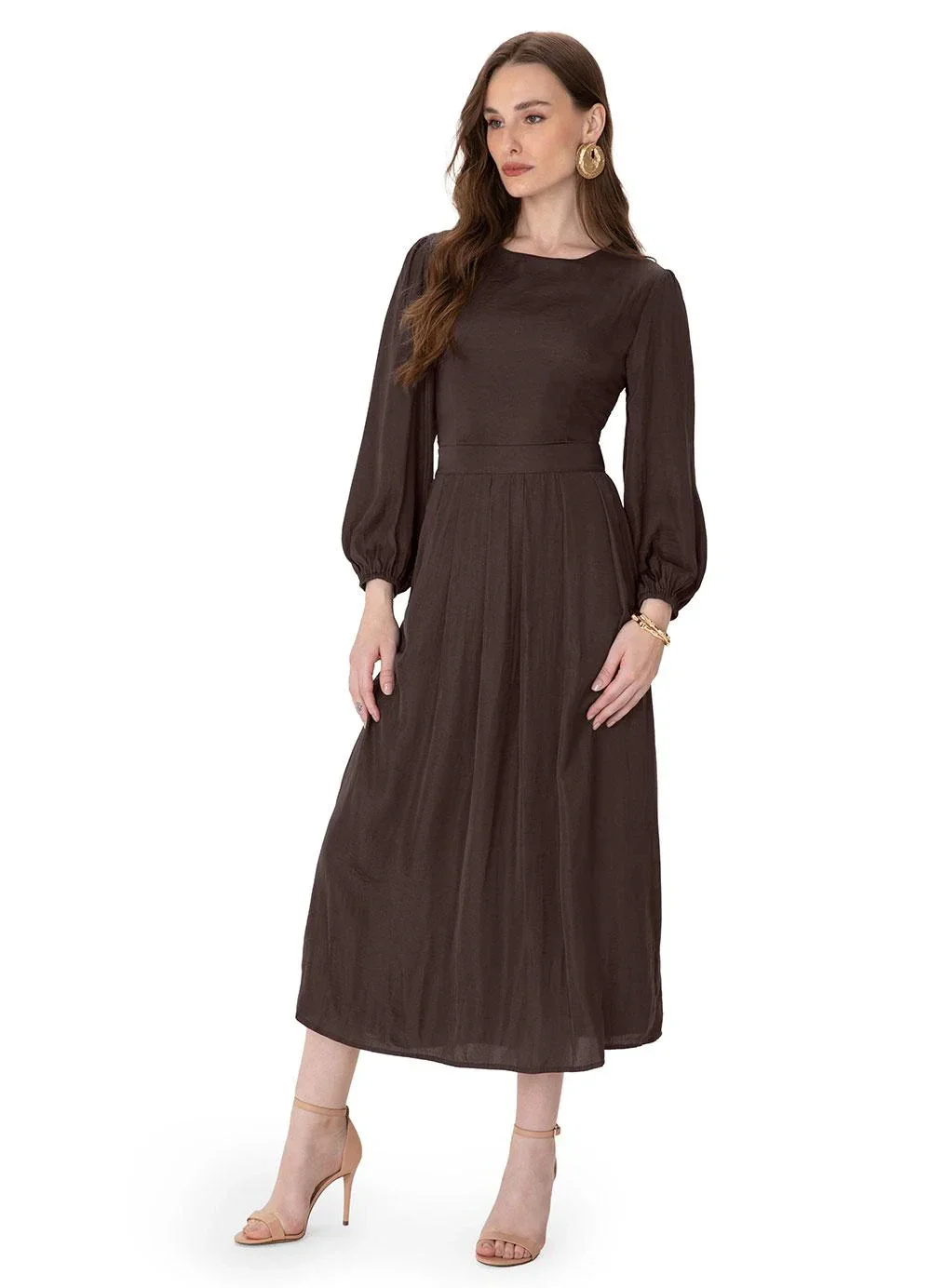 Enfim - Vestido Midi Evasê Acetinado Marrom Escuro