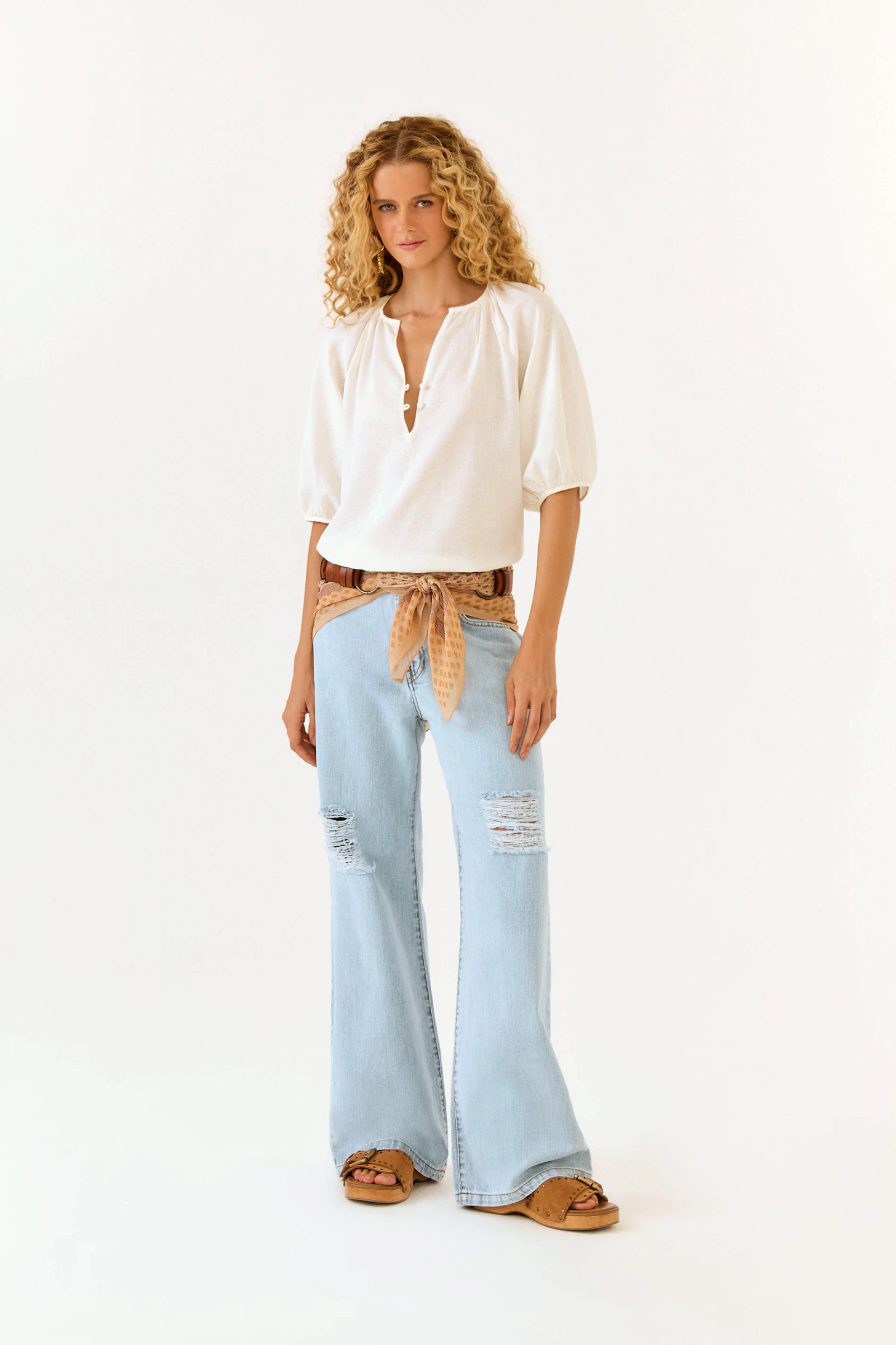 Calça Jeans Cintura Media Rasgos
