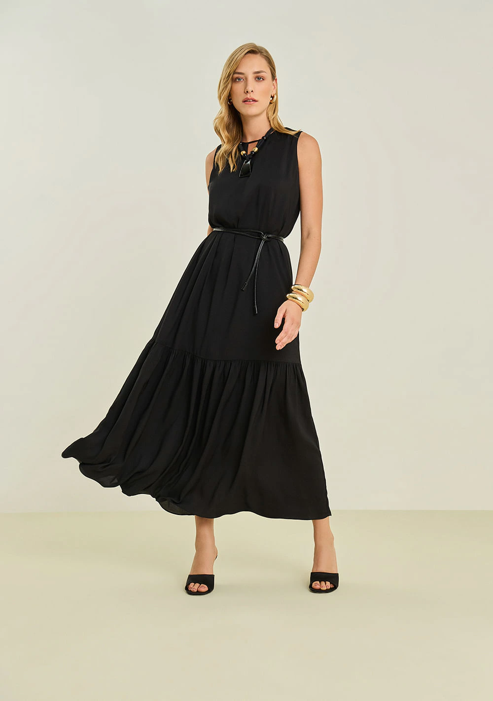 Vestido Maria.Valentina Solto Decote V Sem Manga Longo Preto