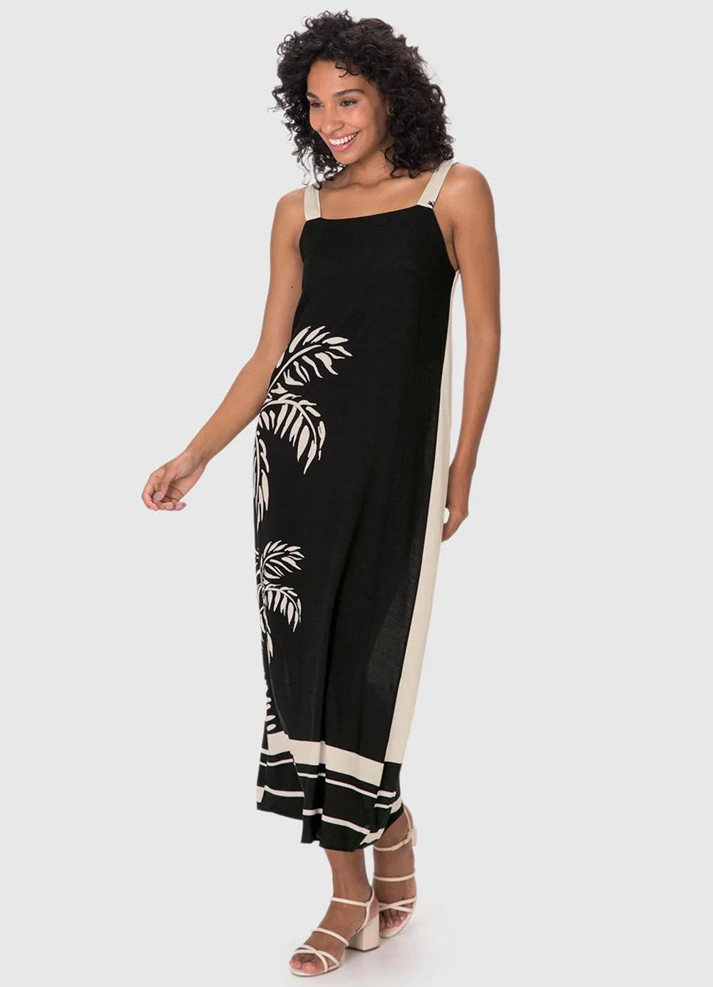 Malwee - Vestido Evasê Mídi Tropical Preto