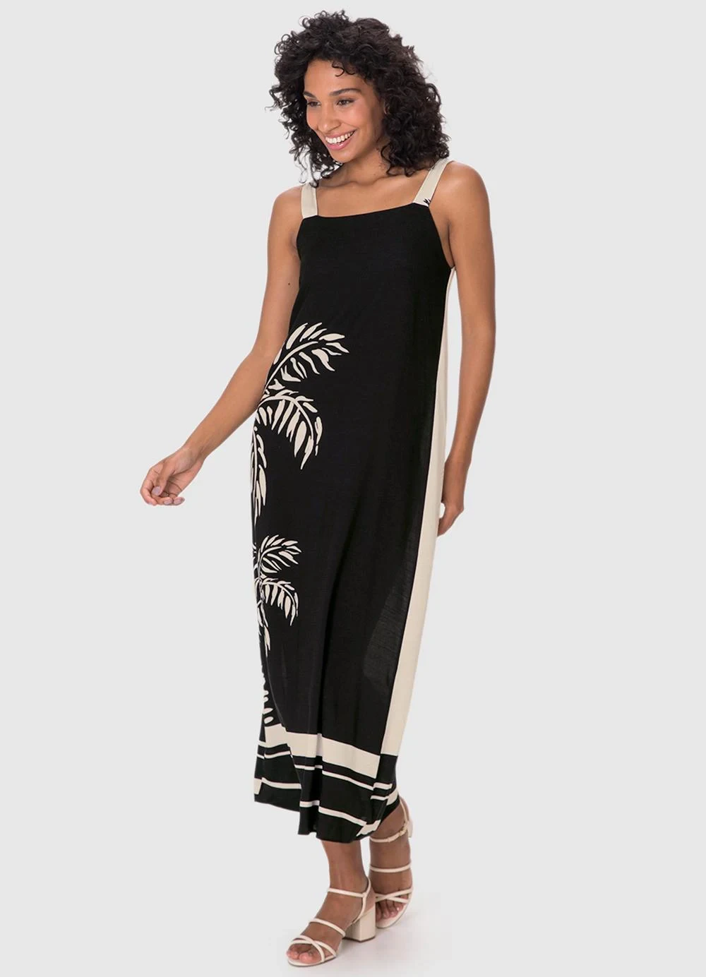 Malwee - Vestido Evasê Mídi Tropical Preto